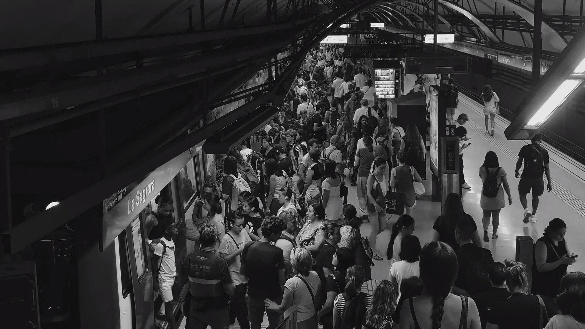 Metro Hours
