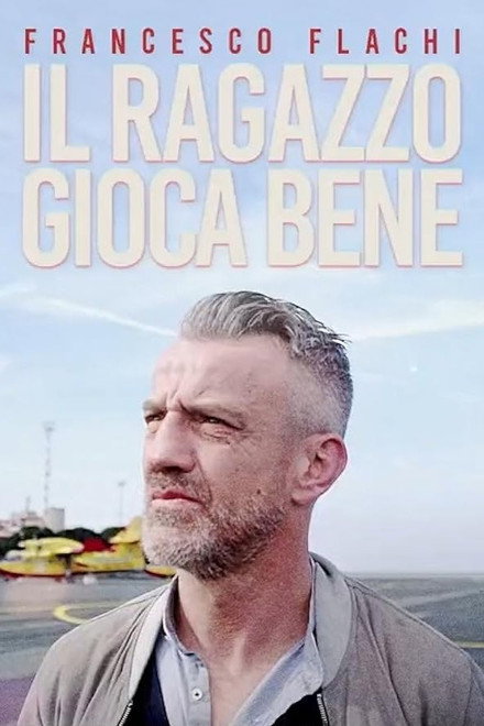 Il ragazzo gioca bene