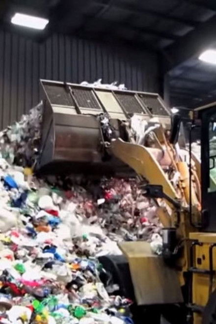 Εργοστάσια Απορριμάτων: Το μεγάλο φαγοπότι των εργολάβων